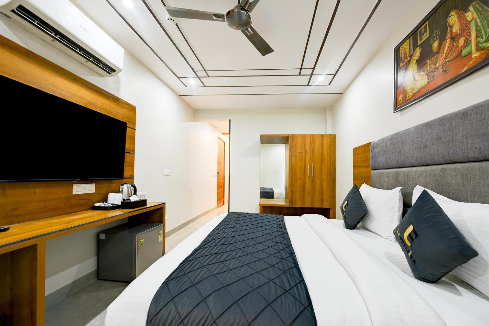 Airport Le Premier, New Delhi Hotel Exterior photo